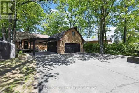 1416 River Road West Wasaga Beach ON L9Z 2W5