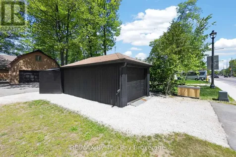 1416 River Road West Wasaga Beach ON L9Z 2W5