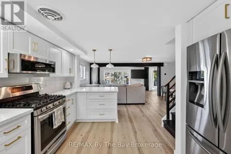 1416 River Road West Wasaga Beach ON L9Z 2W5