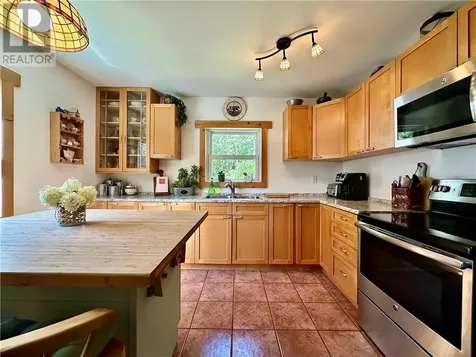 602 Makynen Road Greater Sudbury ON P3E 4N1