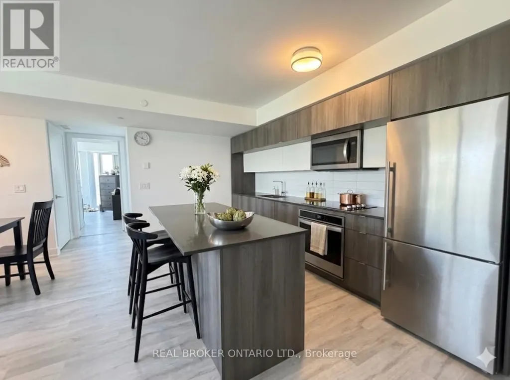 575 Bloor Street East Toronto (north St. James Town) ON M4W 0B2