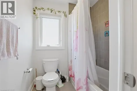 375 Chokecherry Crescent Waterloo ON N2V 0H1