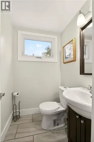 120 Chilton Drive Hamilton ON L8J 1M5