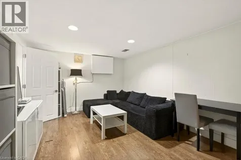 120 Chilton Drive Hamilton ON L8J 1M5