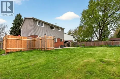 120 Chilton Drive Hamilton ON L8J 1M5