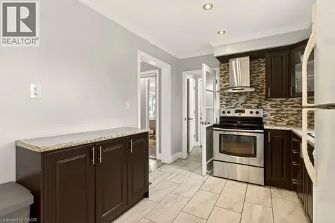 120 Chilton Drive Hamilton ON L8J 1M5