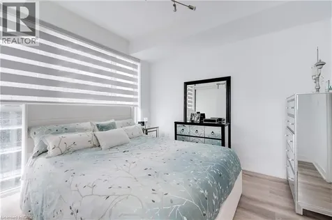 370 Martha Street Burlington ON L7R 0G9