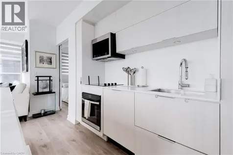 370 Martha Street Burlington ON L7R 0G9