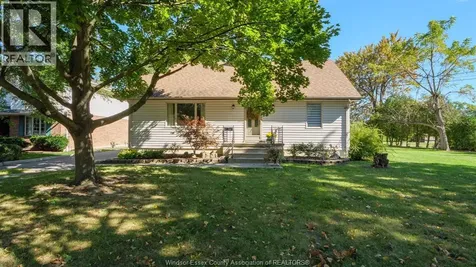 4054 Roseland Drive West Windsor ON N9G 1Z8