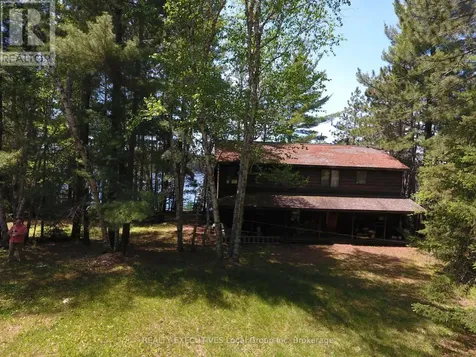 758 Island Temagami ON P0H 2H0