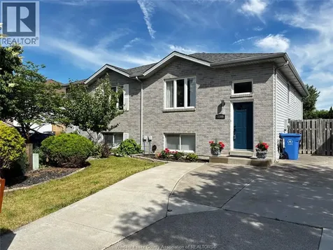 3308 Candlewood Crescent Windsor ON N8W 5M5