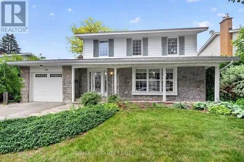1953 Mulberry Crescent Ottawa ON K1J 8J8