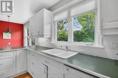 1953 Mulberry Crescent Ottawa ON K1J 8J8