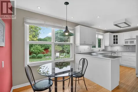 1953 Mulberry Crescent Ottawa ON K1J 8J8