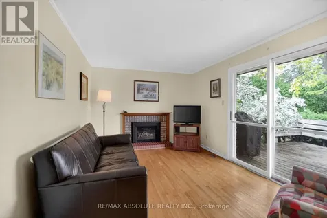 1953 Mulberry Crescent Ottawa ON K1J 8J8