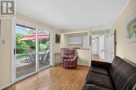 1953 Mulberry Crescent Ottawa ON K1J 8J8