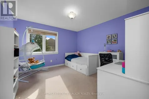 299 Bradwell Way Ottawa ON K1T 0G6