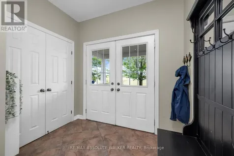 299 Bradwell Way Ottawa ON K1T 0G6
