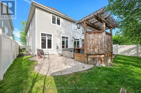 299 Bradwell Way Ottawa ON K1T 0G6