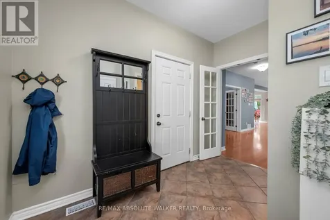 299 Bradwell Way Ottawa ON K1T 0G6