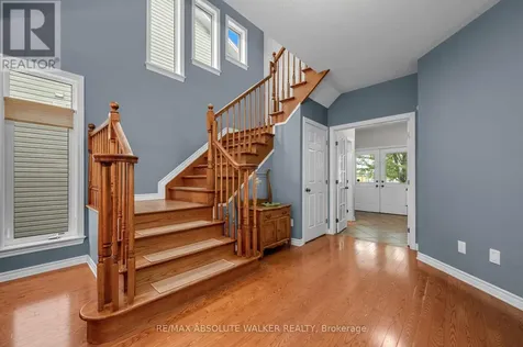299 Bradwell Way Ottawa ON K1T 0G6