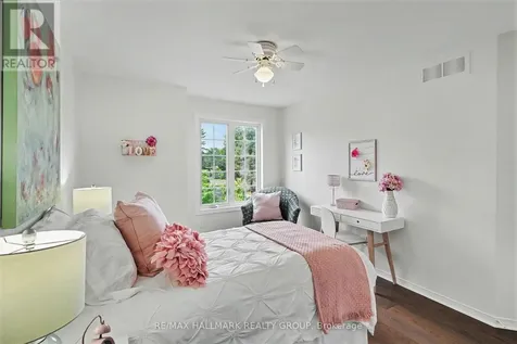 27 Sandcliffe Terrace Ottawa ON K2G 5Y2