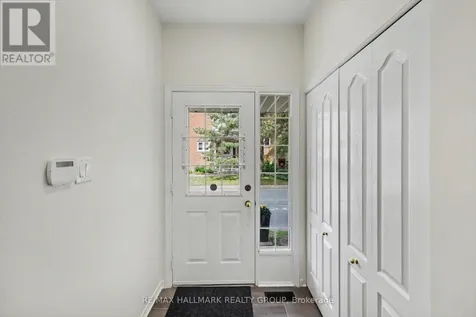 27 Sandcliffe Terrace Ottawa ON K2G 5Y2