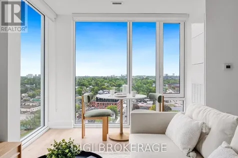 2070 Scott Street Ottawa ON K1Z 0C8