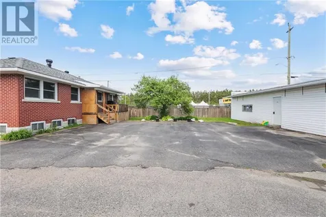 138 Fleming Street Espanola ON P5E 1E1