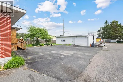 138 Fleming Street Espanola ON P5E 1E1
