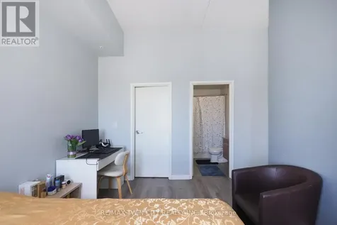 318 Spruce Street Waterloo ON N2L 0E9