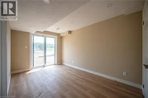 261 Benninger Drive Kitchener ON N2E 0K2