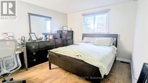 630 Pinerow Crescent Waterloo ON N2T 2K8
