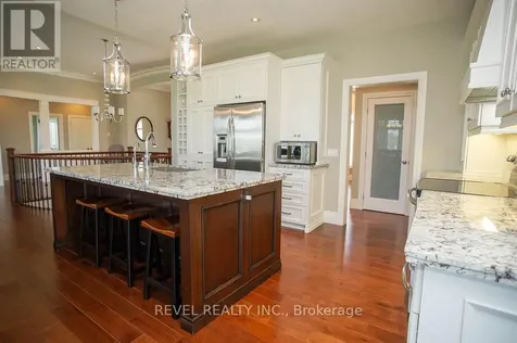 29 Westlake Boulevard Brantford ON N3T 0E1