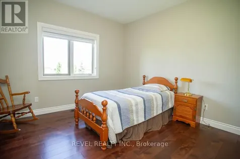 29 Westlake Boulevard Brantford ON N3T 0E1