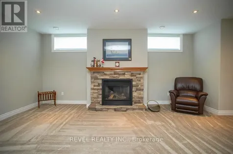 29 Westlake Boulevard Brantford ON N3T 0E1