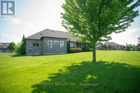 29 Westlake Boulevard Brantford ON N3T 0E1