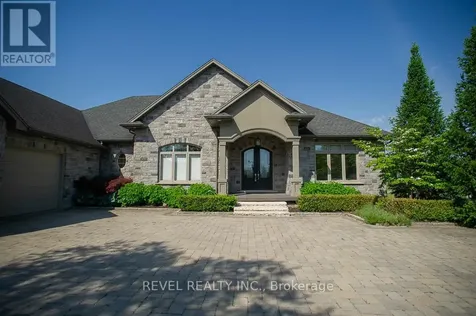 29 Westlake Boulevard Brantford ON N3T 0E1