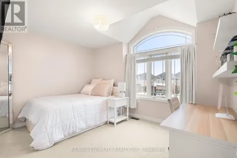 78 Forest Creek Drive Kitchener ON N2R 0B5