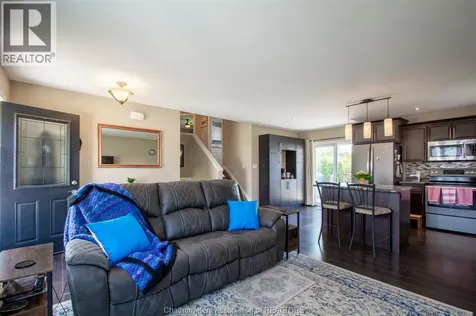 227 Bristol Drive Chatham ON N7M 6K9