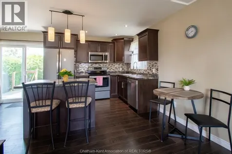 227 Bristol Drive Chatham ON N7M 6K9