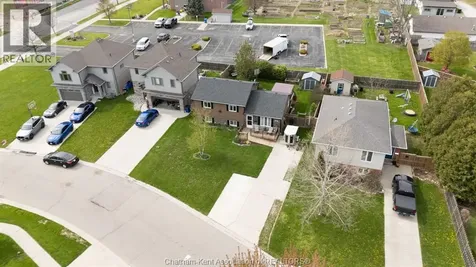 227 Bristol Drive Chatham ON N7M 6K9
