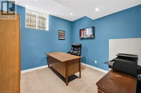 72 Beardmore Crescent Acton ON L7J 2Z1