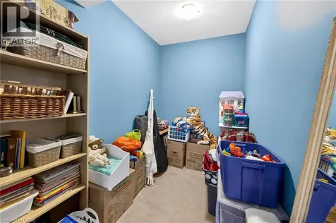 72 Beardmore Crescent Acton ON L7J 2Z1