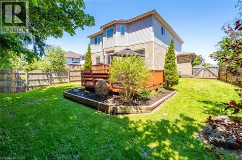 72 Beardmore Crescent Acton ON L7J 2Z1