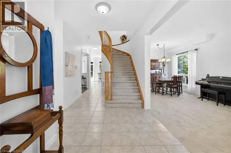 72 Beardmore Crescent Acton ON L7J 2Z1