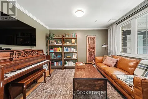 5441 West River Drive Ottawa ON K4M 1G5