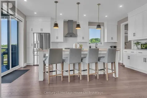 18 Thompson Court Tillsonburg ON N4G 0G3