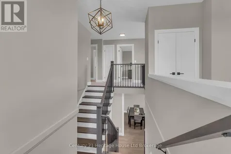 18 Thompson Court Tillsonburg ON N4G 0G3