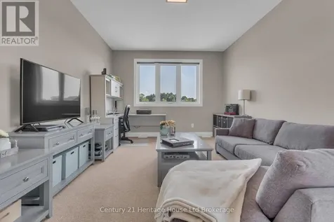 18 Thompson Court Tillsonburg ON N4G 0G3